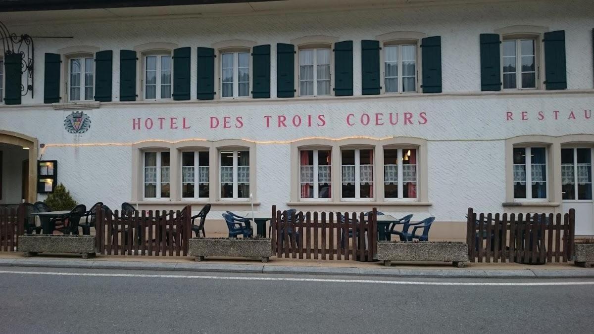 Hotel-Restaurant Des 3 Coeurs Vaulion 외부 사진